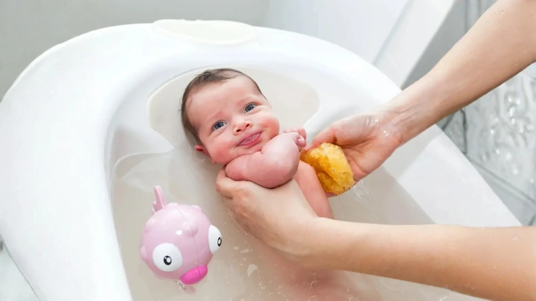 10 cosas que deberías saber sobre el baño del recién nacido